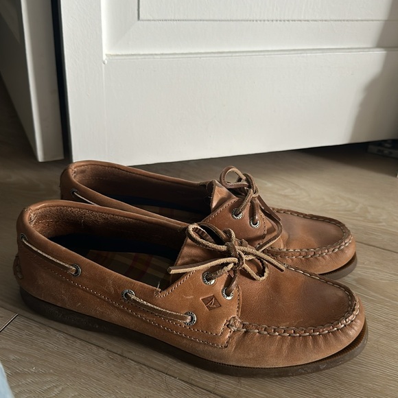 8.5 Sperry Boat shoes - Picture 3 of 4